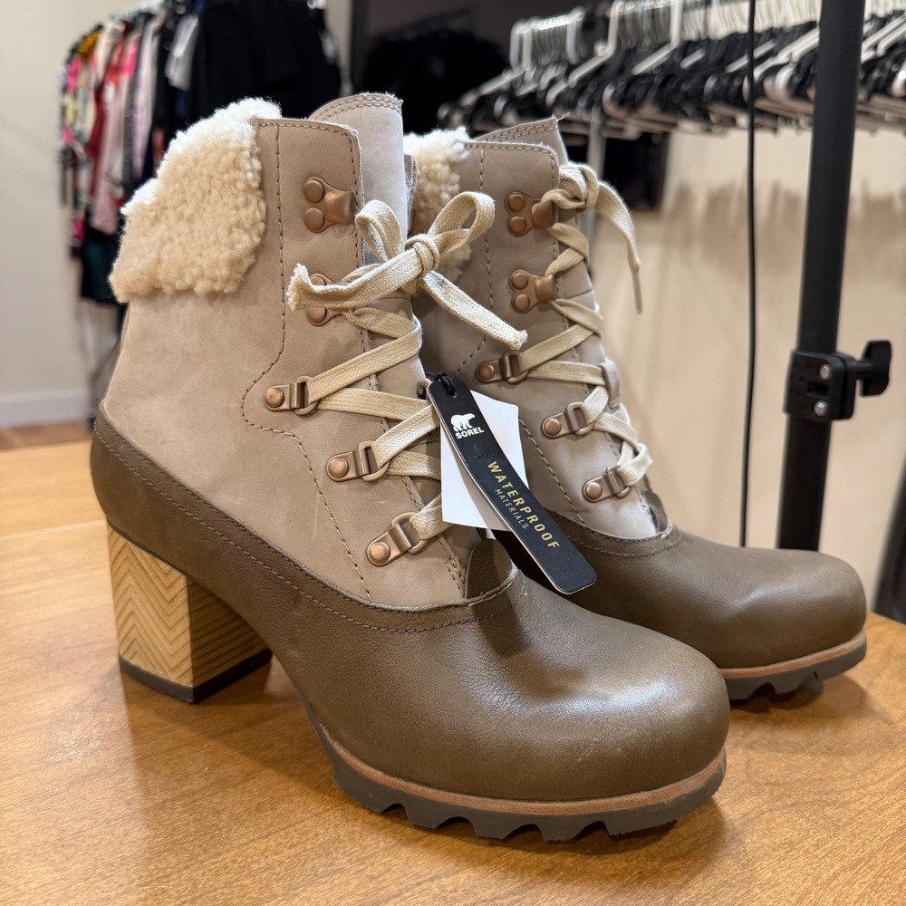 Sorel Evie Sport Lux Waterproof Leather Shearling Lace Up Boots Brown Tan 9.5